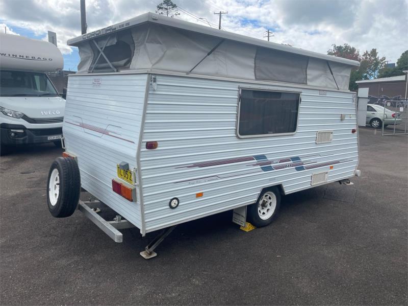 >2002 COROMAL CARA EXCEL   