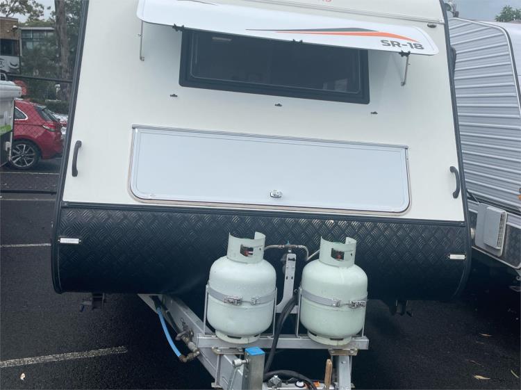 2016 Snowy River SR18